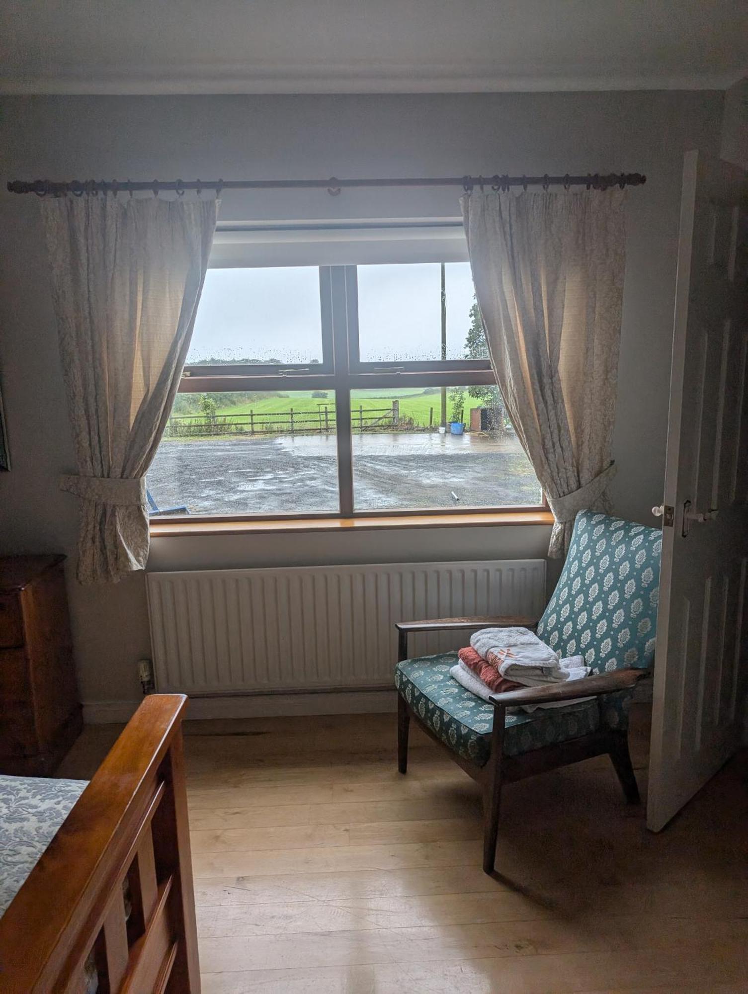 Clare House Bed & Breakfast Ballycastle Esterno foto
